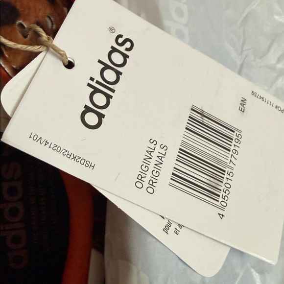 Adidas Leopard Sneakers with Orange-Red Accents - Picture 5 of 5